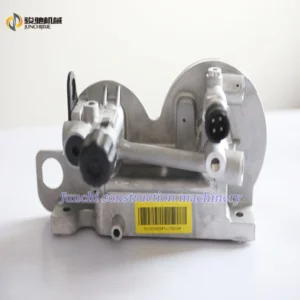 Excavator Attachment Fuel Filter Housing 11218987 21900852 for Volvo Excavator 360-480