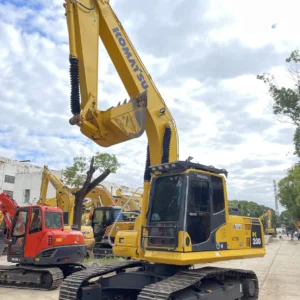 Original Japan Used Komatsu PC200-8 Excavator with High Quality in Shanghai Second Hand Komatsu Excavator PC200