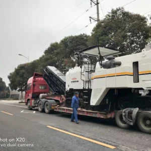 Road Milling Machine for Road Repairing Work