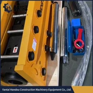 Top Type Hydraulic Jack Breaker Rock Hammer for 20 to 30 Tons Excavator 140mm Chisel